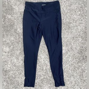 Mondetta performance plus luxury jogger pants. Stretchy and comfortable
